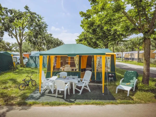 Bungalowtent 1
