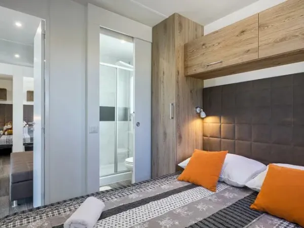 De Roan Premium Premium Zone slaapkamer met tweepersoonsbed.