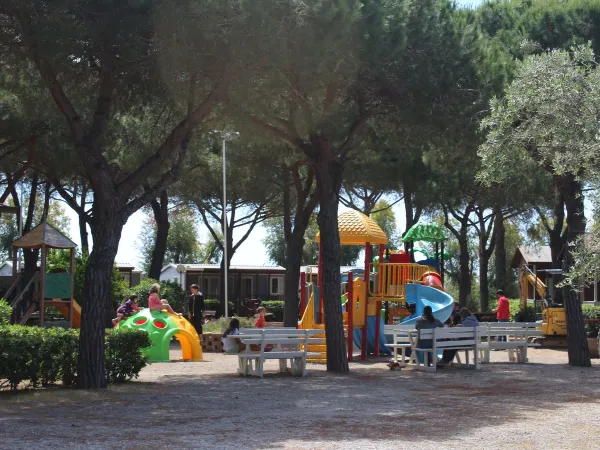 Gezellige speeltuin bij Roan camping Orbetello.