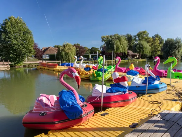 Luchtbootjes bij de Aisne Rivier.