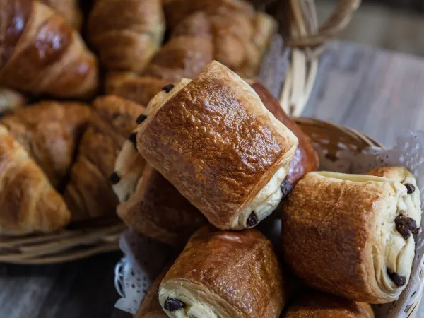 Lekkere broodjes bij Roan camping Les Sablines.