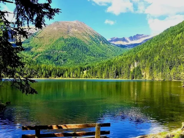 Prachtig meer in de buurt van Roan camping Bella Austria.