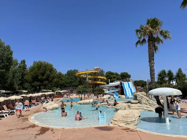 Het zwempark van Roan camping de Canet.