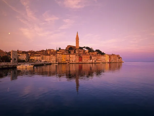 Sfeervolle stad Rovinj, Kroatië.