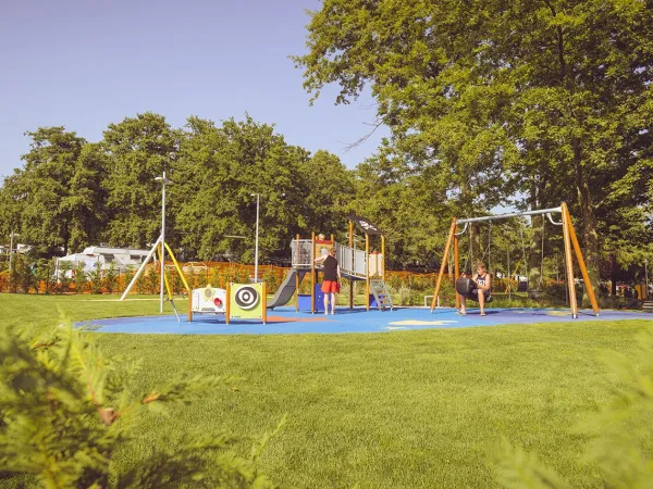 Speeltuin bij Roan camping Bijela Uvala.