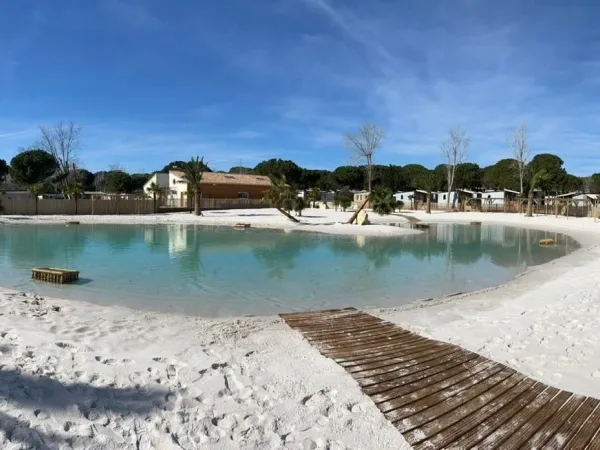Lagune strandbad in ontwikkeling op Roan camping Domaine de la Yole.