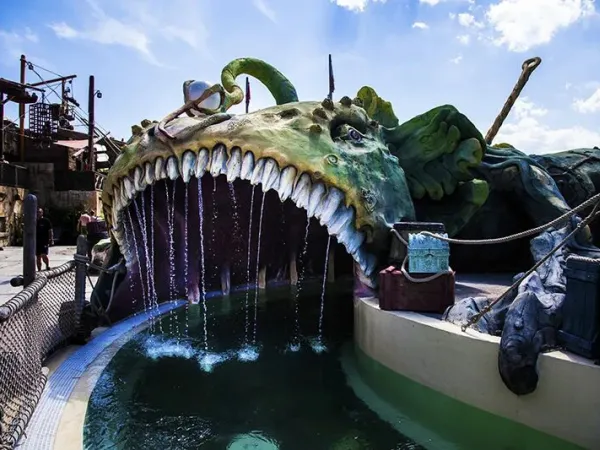 Lazy river op Roan camping Les Sables d'Or.