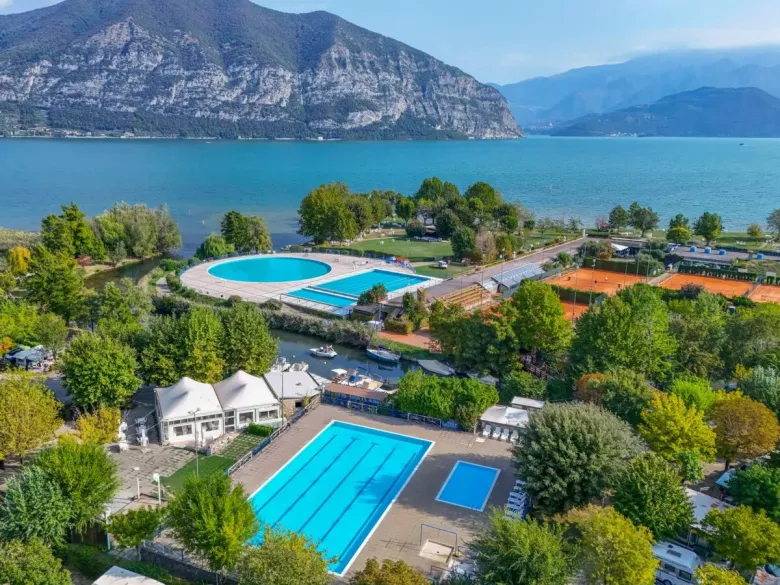 Overzichtsfoto van Roan camping Village Bella Iseo.