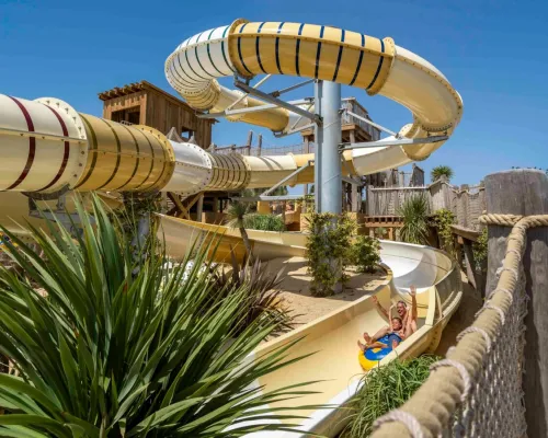 Waterglijbaan bij Roan camping Serignan Plage.