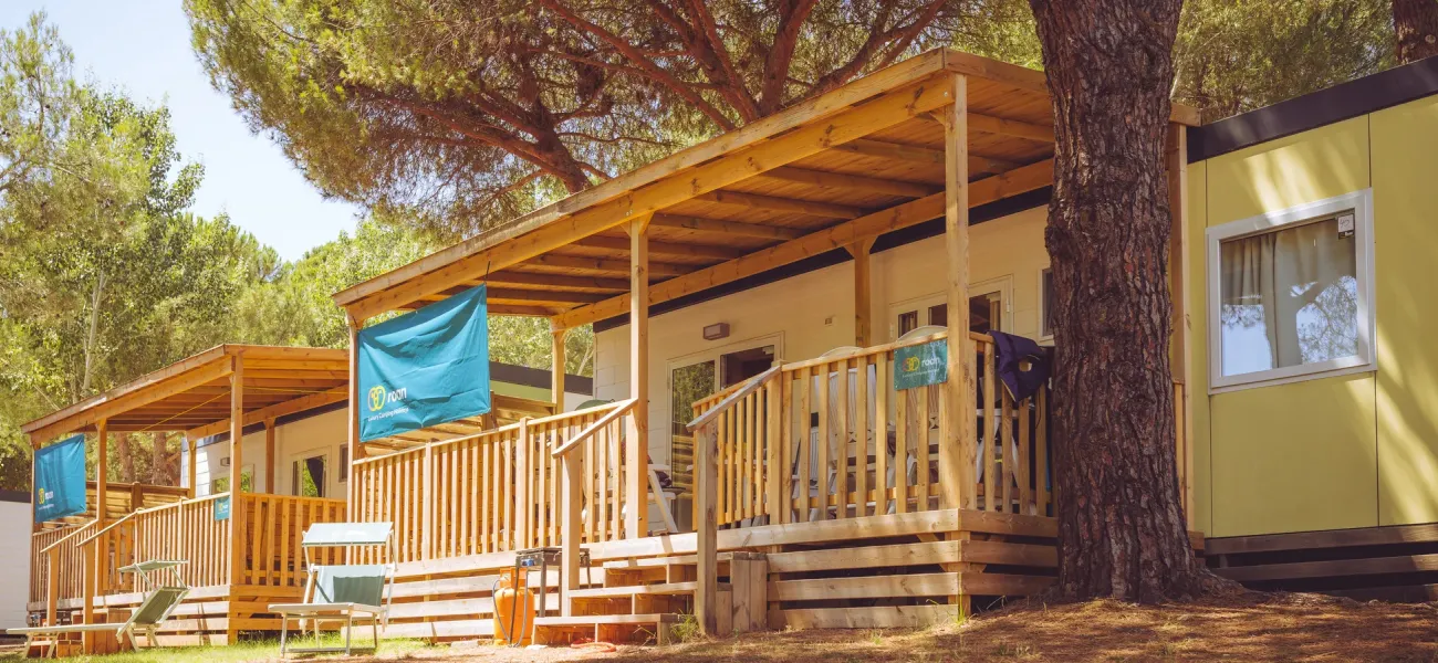 Luxe stacaravan van Roan op camping BiVillage.